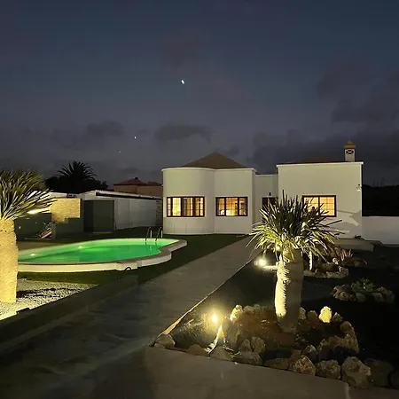Volcan Villa La Oliva