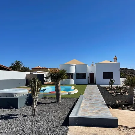 Volcan Villa La Oliva
